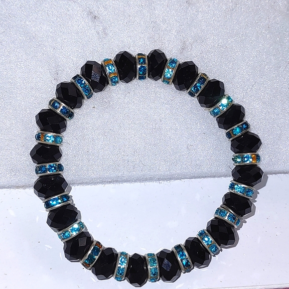 Black Faceted Beads & Crystal Rondelle Bling Bracelet - Picture 2 of 7